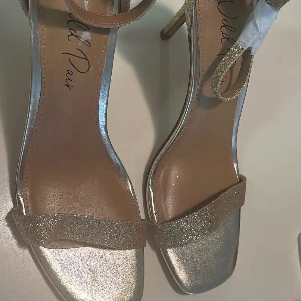 Wild Pair Gold Heeled Sandals Stiletto Ankle Strap